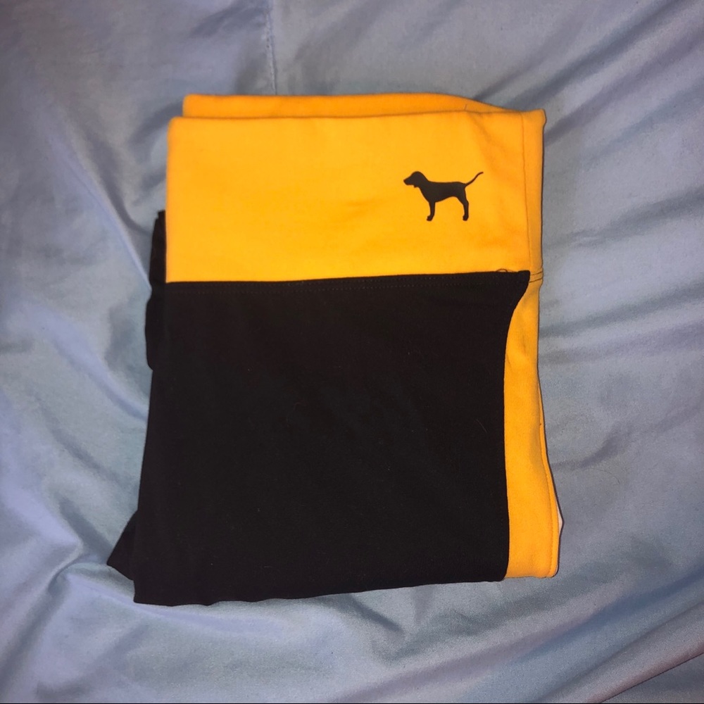 Wichita State Leggings